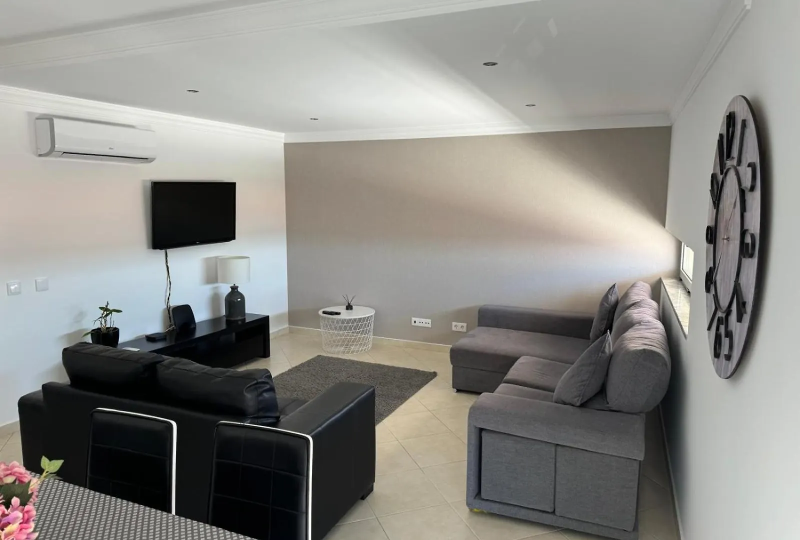 Modern 2 Bed Apartment 5Km Carvoeiro 0*, Lagoa (Algarve) Portugal