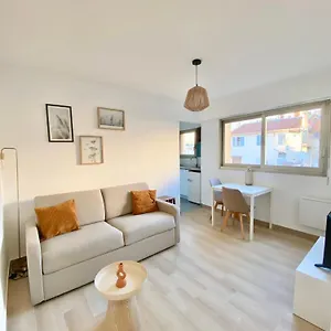 https://excellent-emplacement-plein-cur-de-ville-croisette-et.fr-provencehotel.com