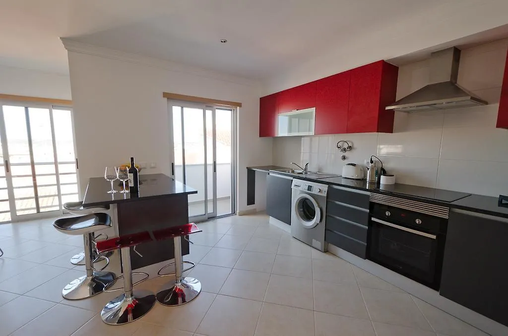 Modern 2 Bed Apartment 5Km Carvoeiro Lagoa  0*, Lagoa (Algarve)